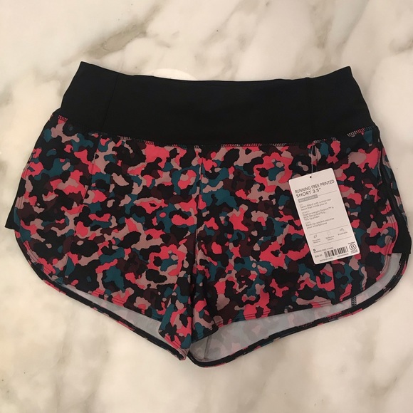 Athleta Pants - Athleta Running Free Printed short 3.5in, small